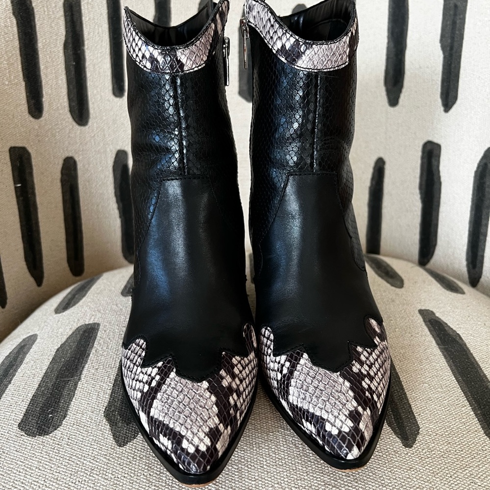 Women's Black Jaidin Leather Snake Embossed Western Boot